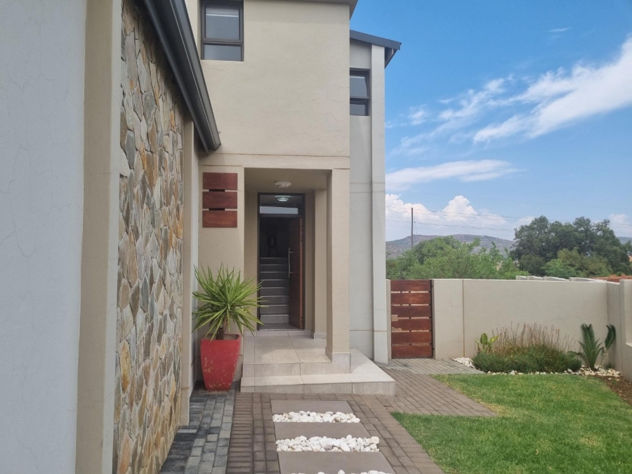 3 Bedroom Property for Sale in La Camargue Private Country Estate North West